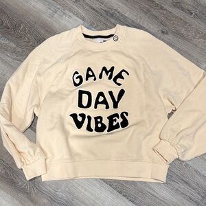 NWOT Just Madison Cream 'Game Day Vibes' Sweatshirt sz m